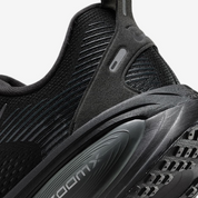 Nike Vomero 18 - Black