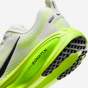 Nike Vomero 18 - White | Green