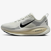 Nike Vomero 18 - White | Beige
