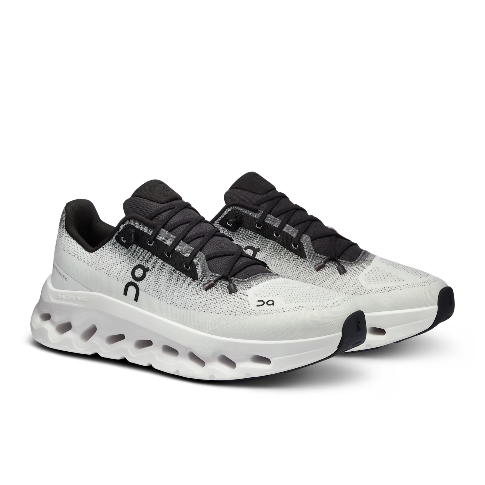 On Running Cloudtilt - White | Black