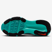 Nike Vomero 18 - White | Dusty Cactus