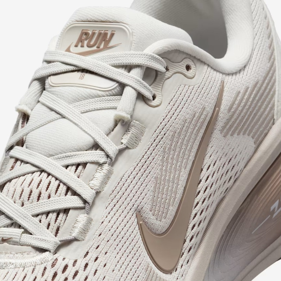 Nike Vomero 18 - Brown