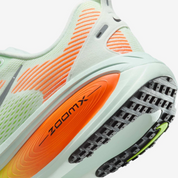 Nike Vomero 18 - Green | Orange