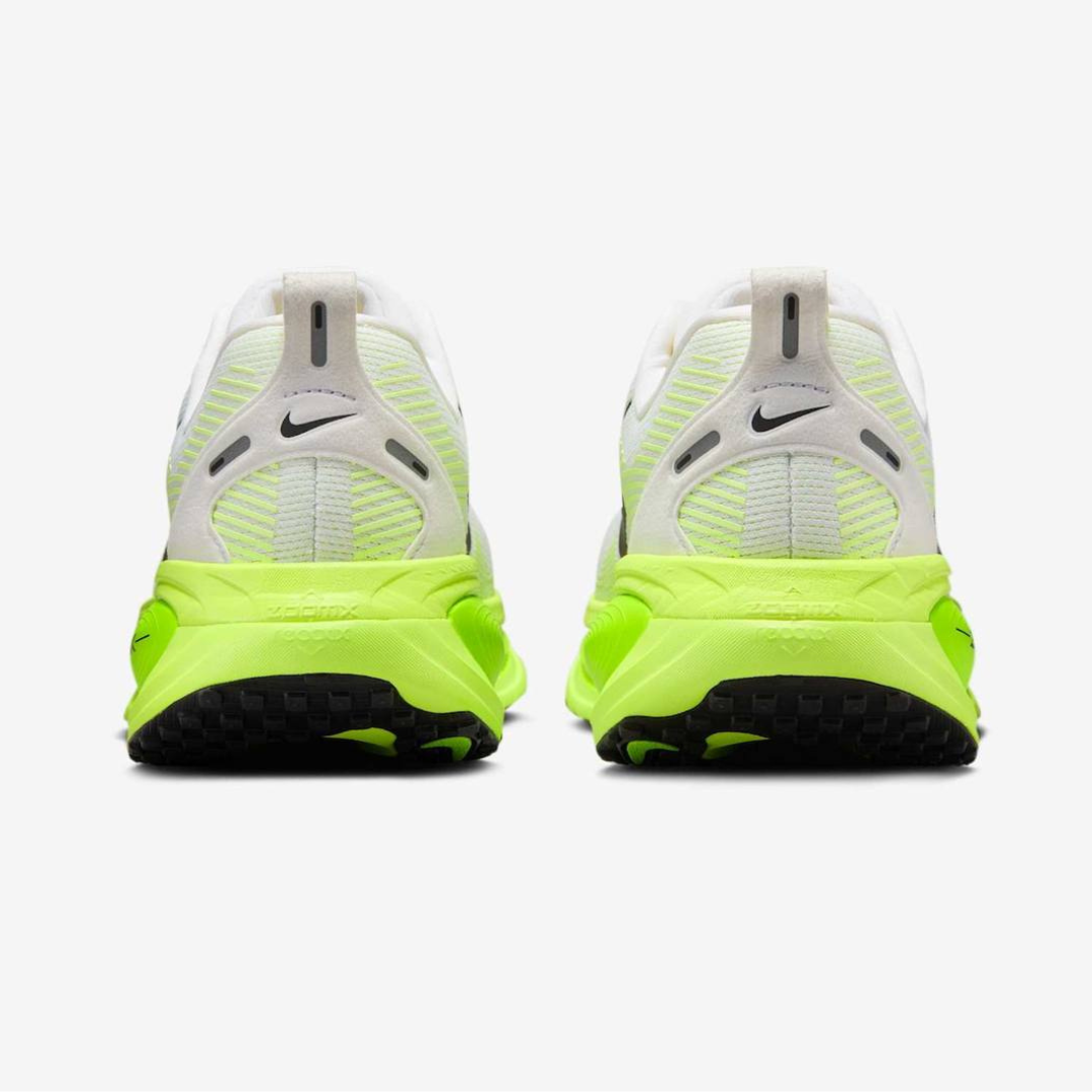 Nike Vomero 18 - White | Green