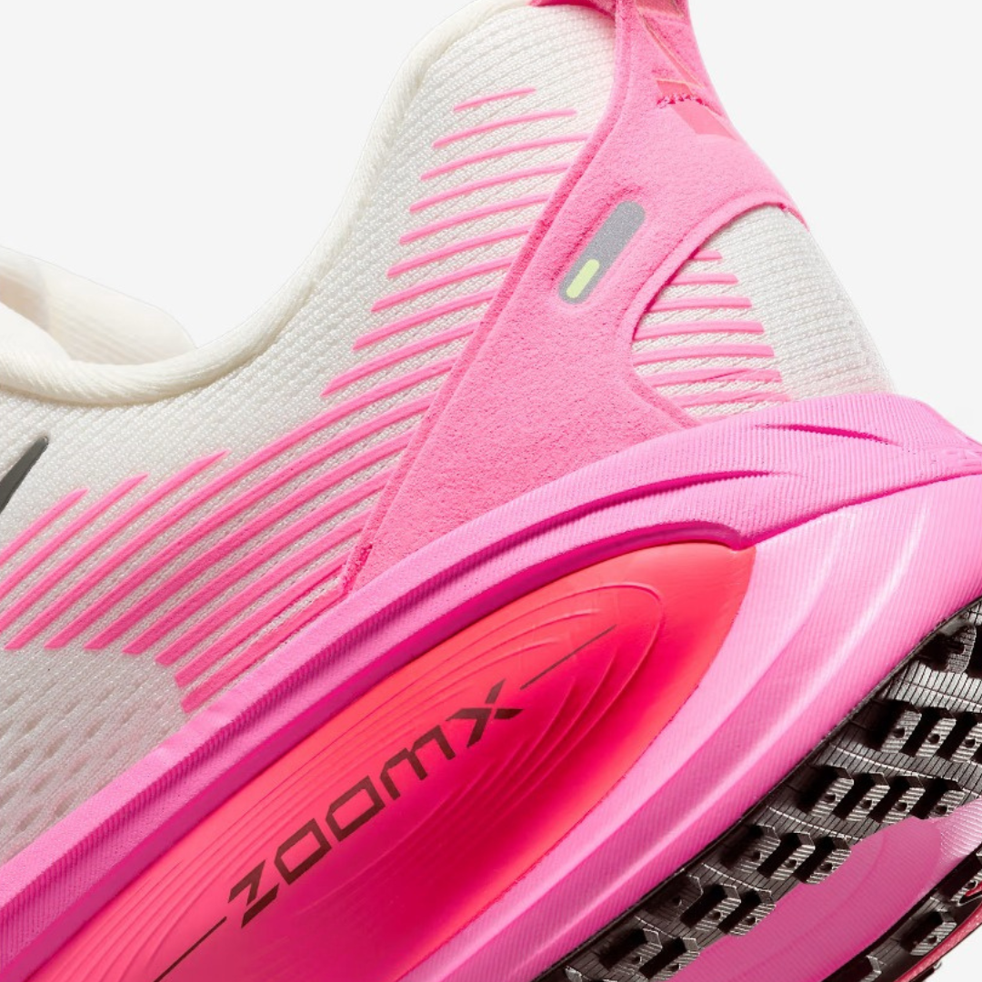 Nike Vomero 18 - Pink | Beige