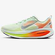 Nike Vomero 18 - Green | Orange