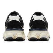 New Balance 9060 - Black | White