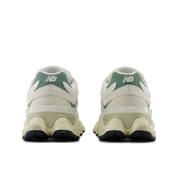 New Balance 9060 - Linen Juniper